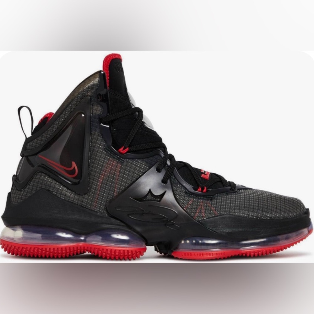 Size 3.5 Nike LeBron 19 Bred